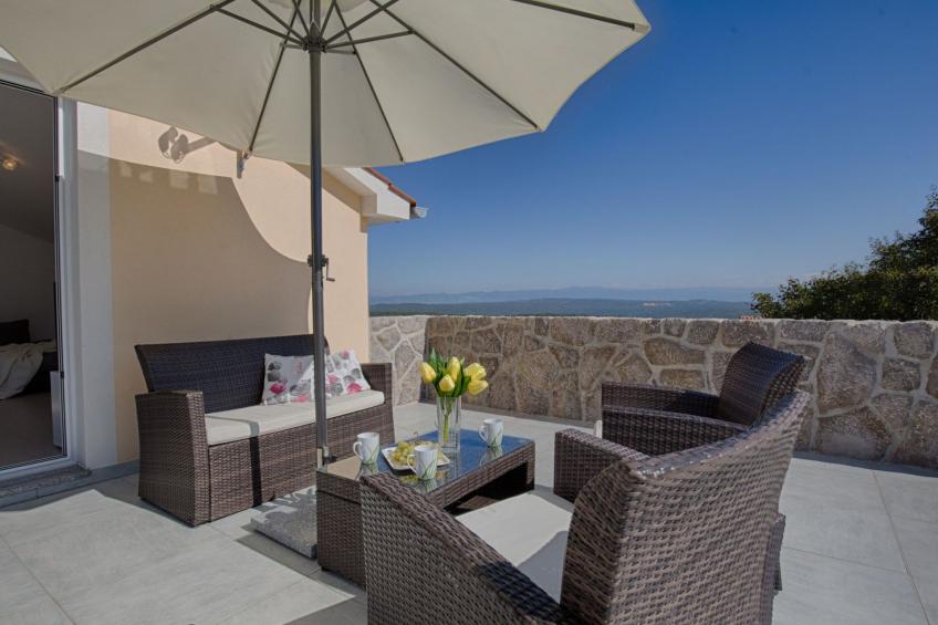 Luxuriöse Villa mit Pool, großem mediterranen Garten und Kinderspielplatz. - foto 7