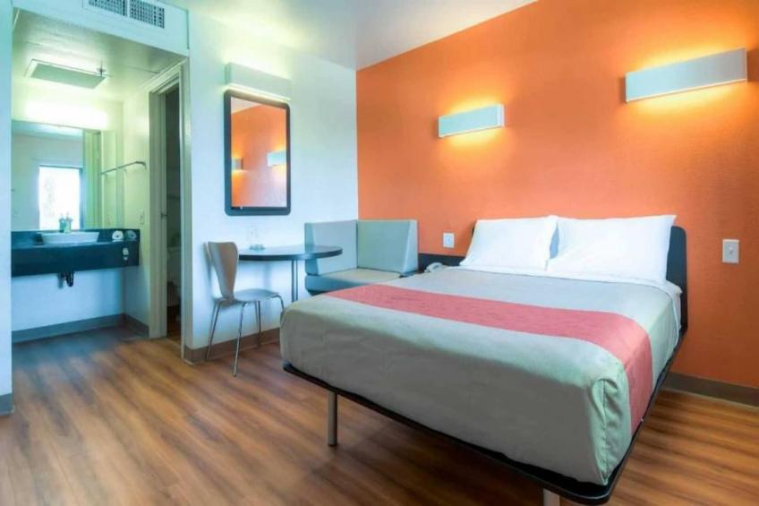 1 Queen Bed - foto 11