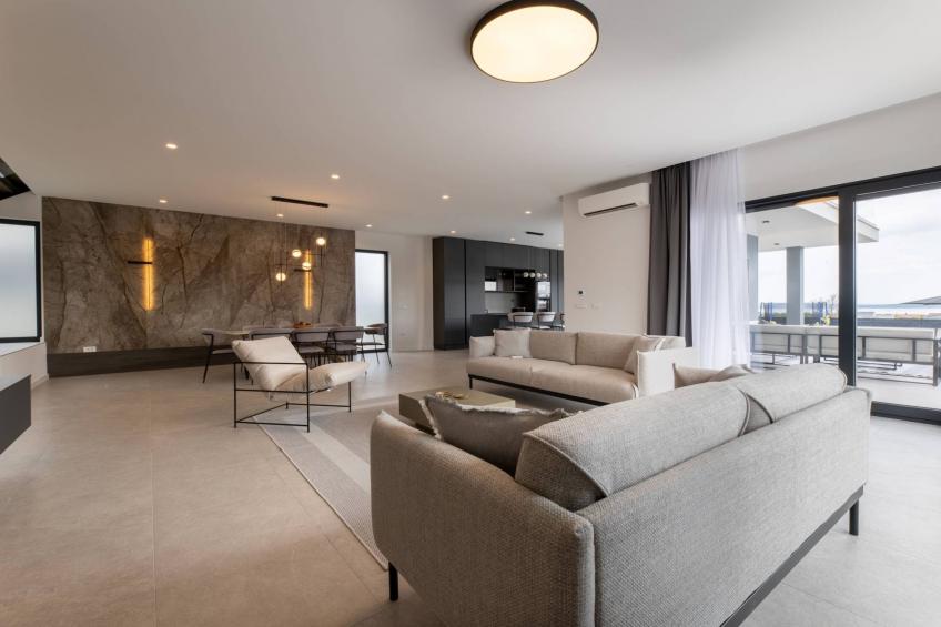 Moonlit Mirage Villa with Pool, Gym and Sauna - Five Bedroom Villa with Pool