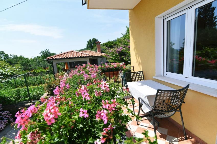 Scenic Retreat Rooms and Family Apartments - One Bedroom Apartment with Terrace - foto 15