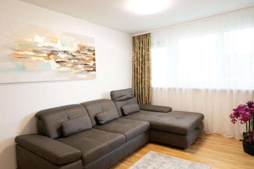 Moderne Wohnung in Kaisermühlen mit Garten und Panoramablick - foto 28