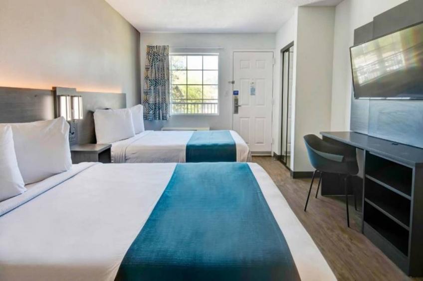 2 Full Beds  Non-Smoking - foto 11