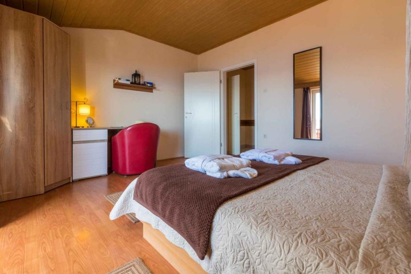 Holiday apartment with an outdoor pool and sea views - BF-V96P - foto 71