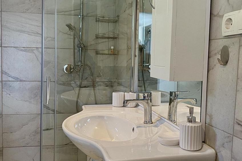 Luxury Lovran Apartments with Swimming Pool - Classic One Bedroom Apartment - foto 8