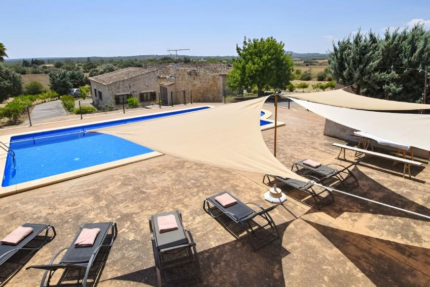 Finca mit großem eingezäunten Pool und Klimaanlage. - foto 25