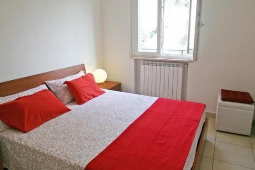 Villa zur alleinigen Nutzung mit 4 Wohnungen - foto 12