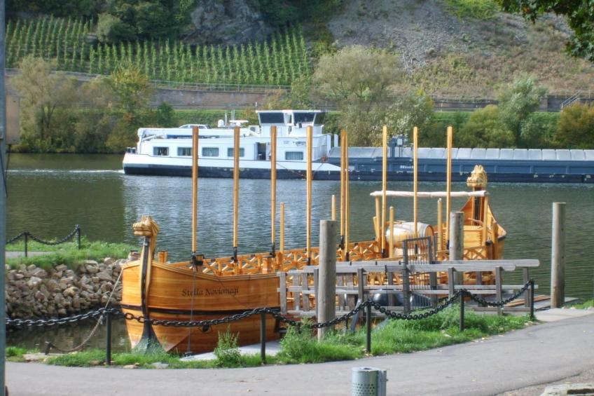 mit Garten und Parkplatz - foto 18