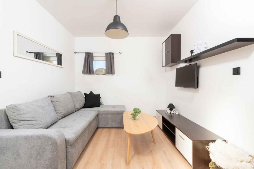 Holiday apartment with community pool - BF-MHFWZ - foto 12