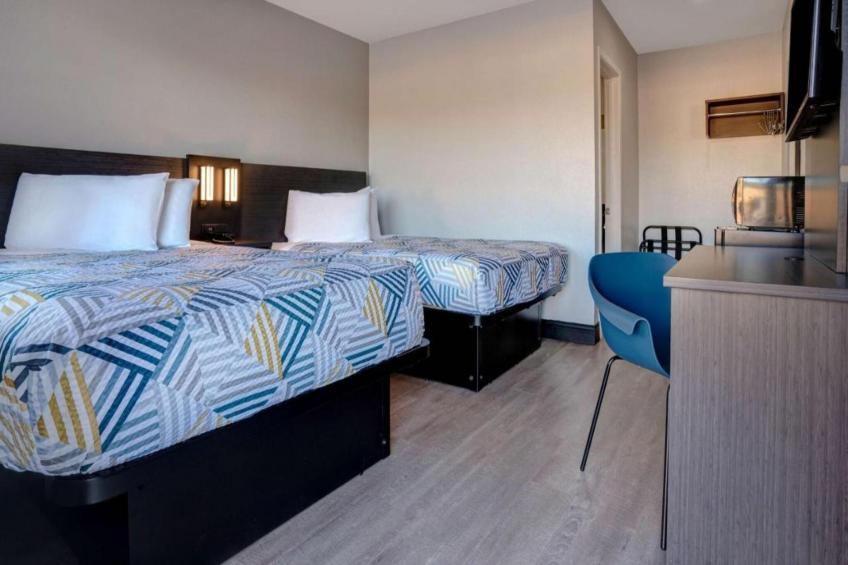 2 Full Beds  Micfridge - foto 5
