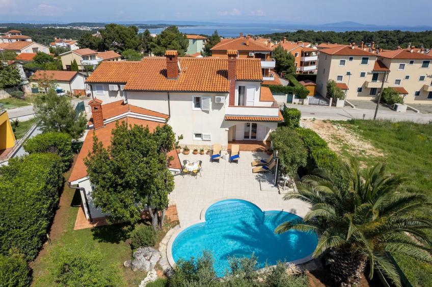 Villa Beauty with Private Pool - foto 8