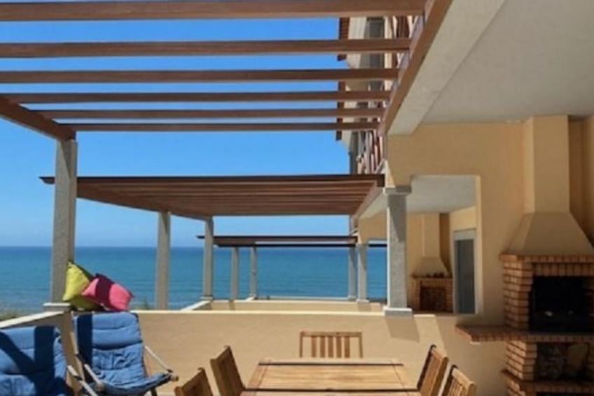 SUNSET HOUSE WITH SEAVIEW & TERRACE by VACATIONY