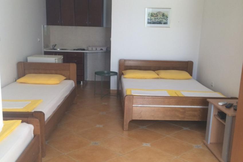 Apartments Aleksić, Bečići - Studio Apartment with Terrace 1 - foto 7