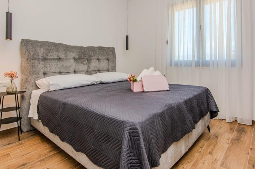 Neues modernes Poolhaus in Privlaka - foto 21