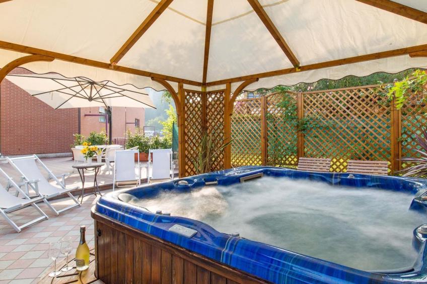 Wunderschöne Wohnung mit Garten und Grill - foto 9