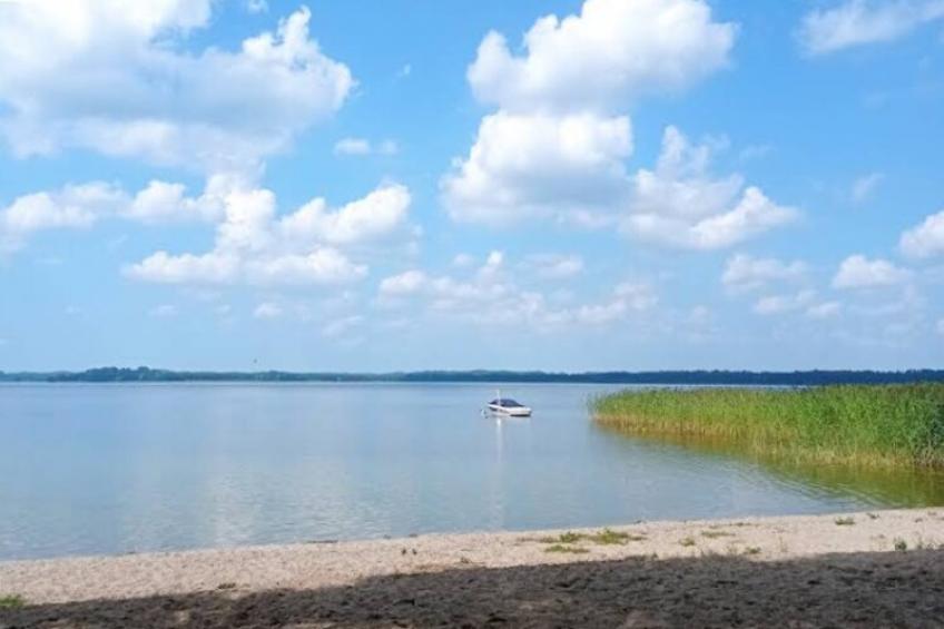 Dom wakacyjny nad jeziorem dla max 5 osób Stare Wierzchowo - foto 15