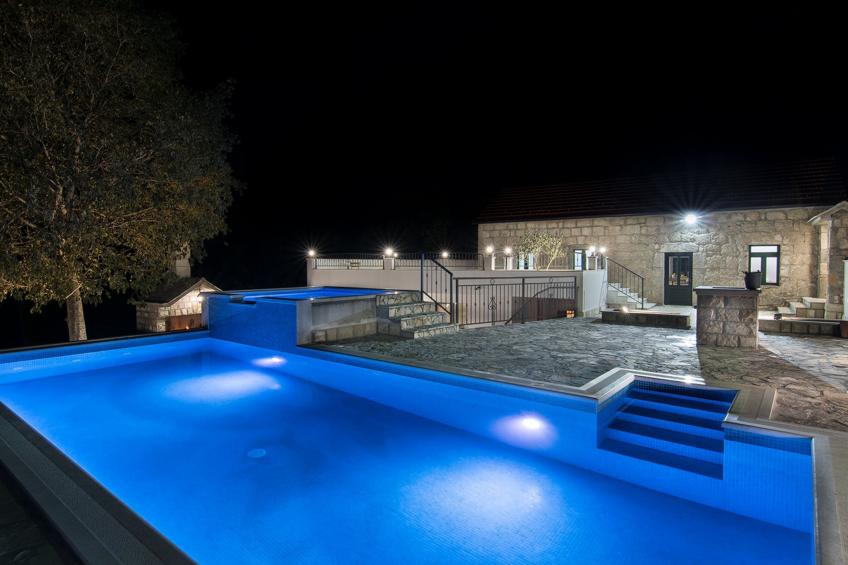 Stipanovi Dvori mit Bergblick - foto 8