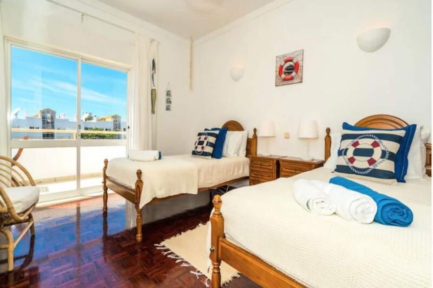 Sunny Seaside Escape - foto 5