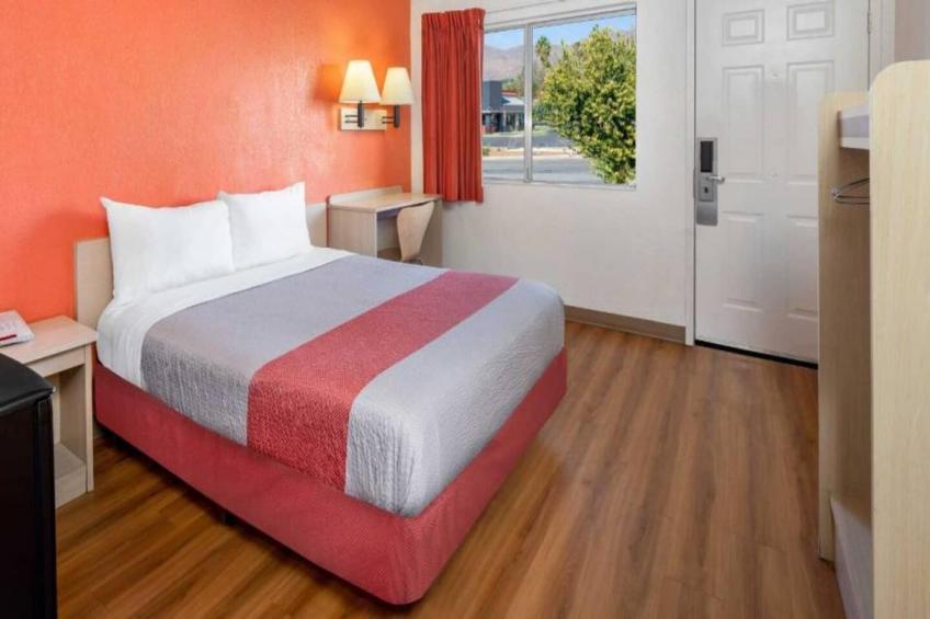 1 FULL BED  ADA/TUB - foto 7