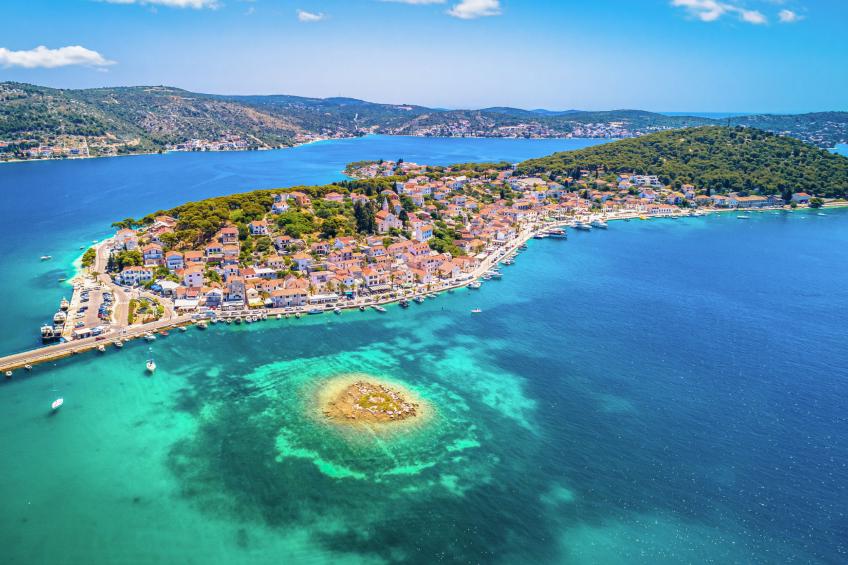 Großes, strandnahes Ferienhaus in Podglavica - foto 30