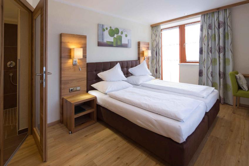 Vakantiewoning met wellnessruimte en buitenzwembad - VW-WT8FJ - foto 17