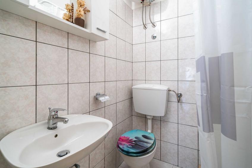 Apartments Nikolina (LU) - Two-Bedroom Apartment with Terrace - foto 9