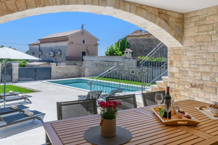 Villa Grande, klimatisiert und mit Pool in Jursici - foto 3