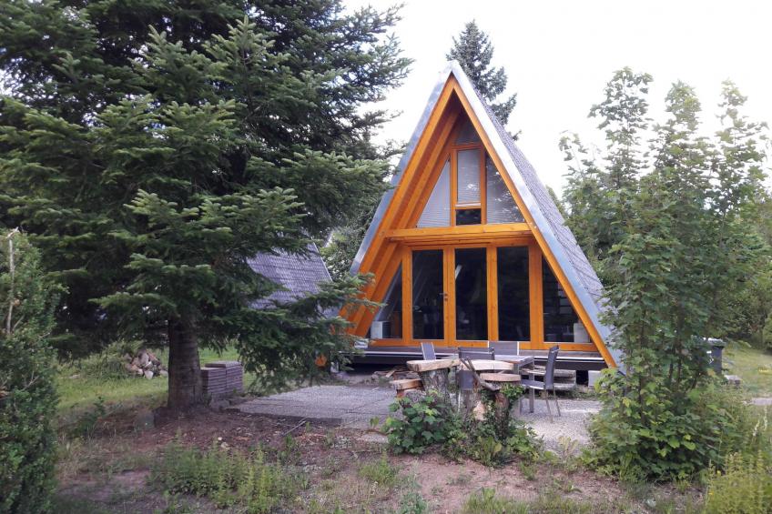Freistehendes Nurdachaus im Ferienpark Schellbronn