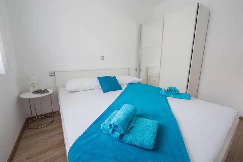 Holiday Home J&D No.2-Nine Bedroom House with Pool - foto 11