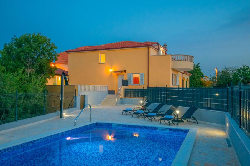 Villa "Mile" mit beheiztem Pool, Grill und Terrasse - foto 26