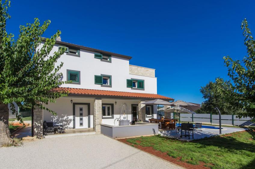 Kuca Renata - foto 13