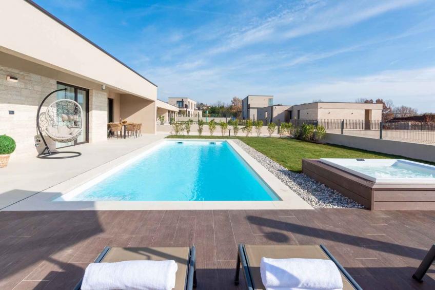 Villa met airconditioning en zwembad - BF-P6622 - foto 8