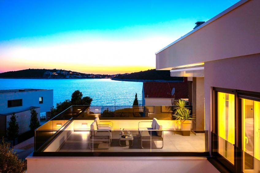 Luxuriöse Villa Dolce Vita direkt am Meer mit privatem Pool und Parkplatz - foto 26