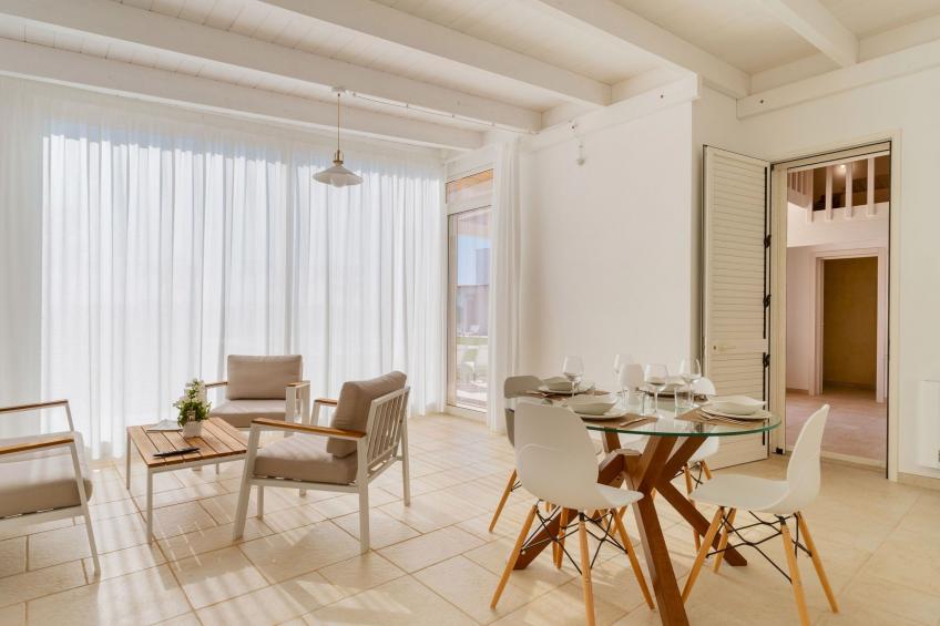 Haus in Casarano mit Außenhof - foto 14