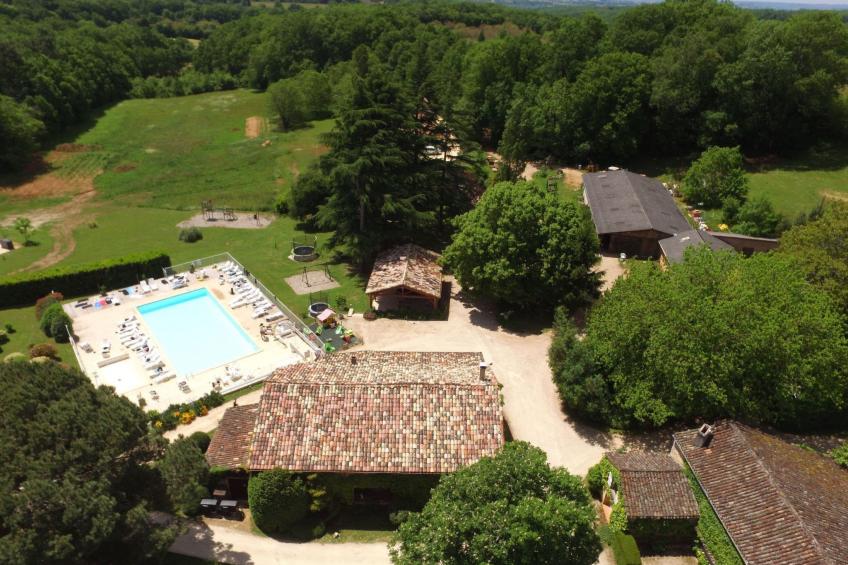 Feriendorf im Périgord Großes Ferienhaus für 18 oder 20 Personen.