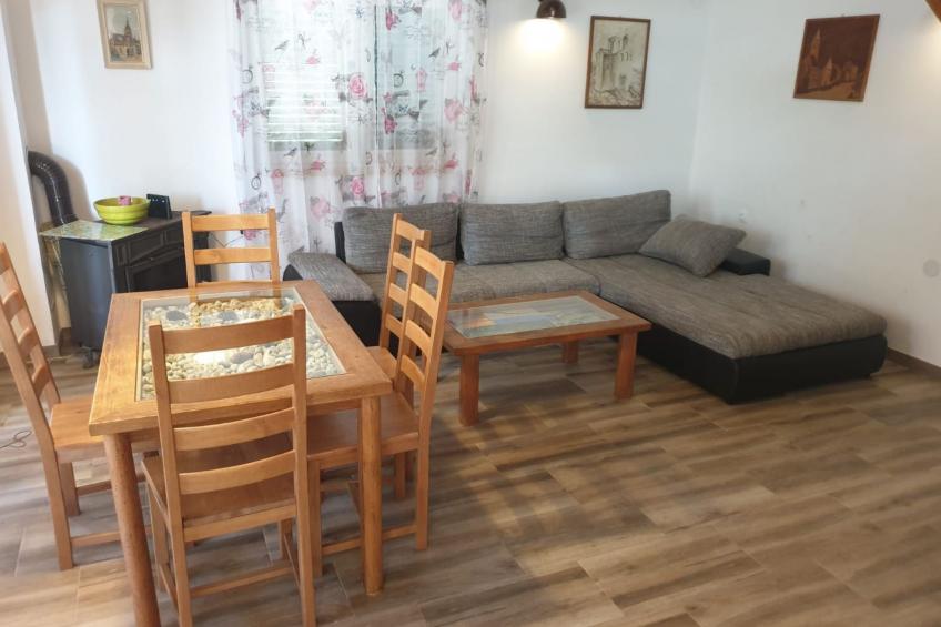 Am Fluss gelegenes Haus mit Galerieschlafplätzen - foto 29