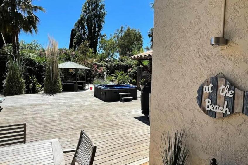 06v - Belle Villa - Jacuzzi - Piscine - Tennis - foto 75