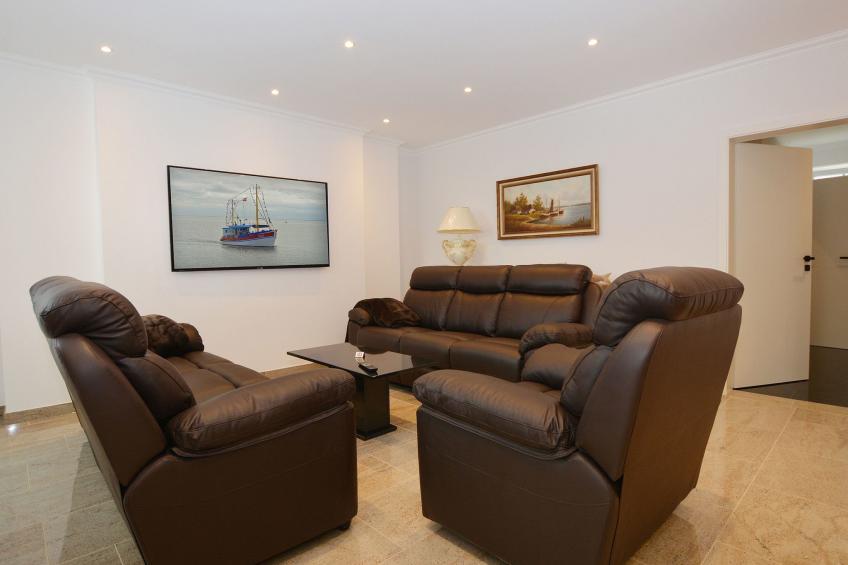 Merzijana Eerdgeschoss in Stinteck - foto 12