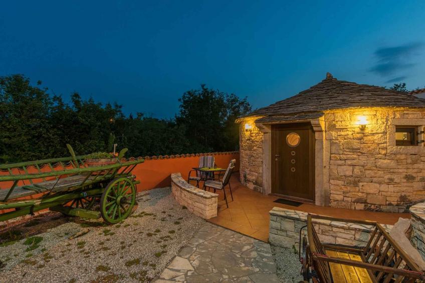 Ferienwohnung mit Terrasse und Pool - BF-ZZ4ZY - foto 16