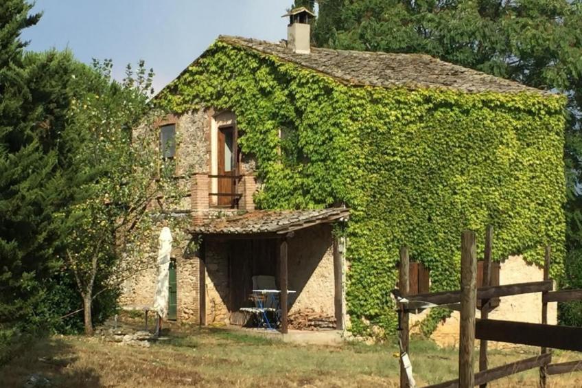 Unabhaengige Wohnung in Amelia mit Grill und Gar