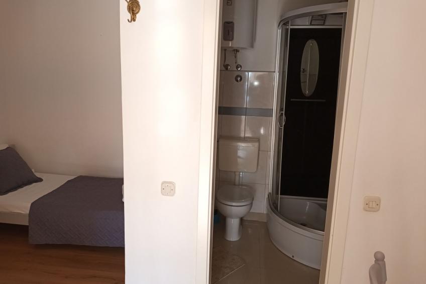 Gesamtes Ferienhaus in Sumartin mit Privatem Pool - foto 38