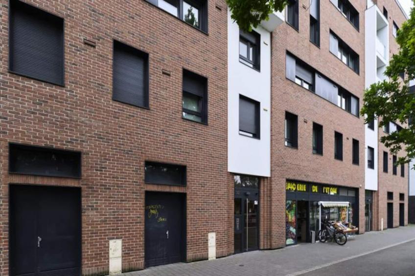 Dans Les étoiles - 2 Chambres Proche Centre Ville Avec Parking Inclus - foto 25