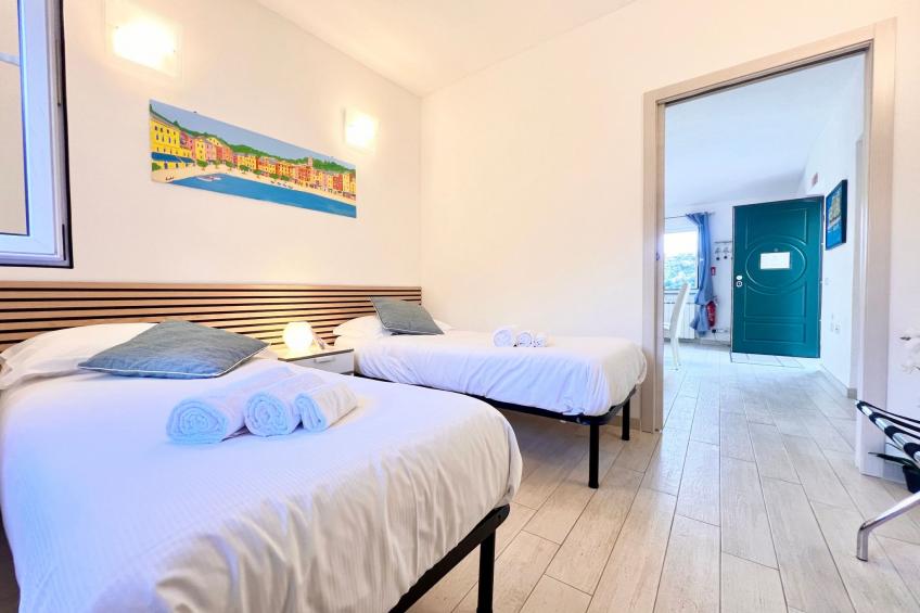 Wohnung im zweiten Stock mit Parkplatz und Garten - foto 27