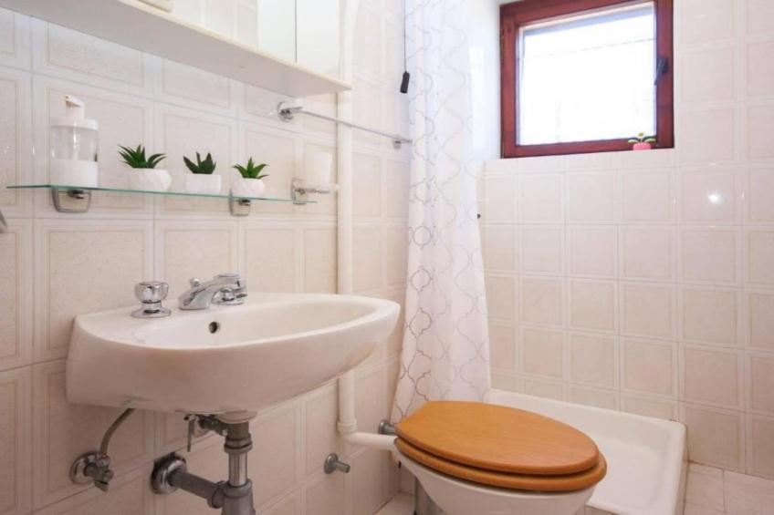 Guest House Stay & Smile Dolac Primošten - Two Bedroom Apartment with Sea View and Balcony - foto 9