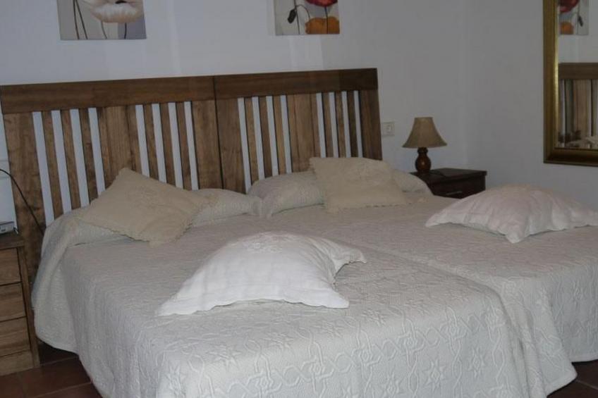 Renoviertes Ferienhaus in Sant Carles De Peralta mit Eigenem Pool - foto 14