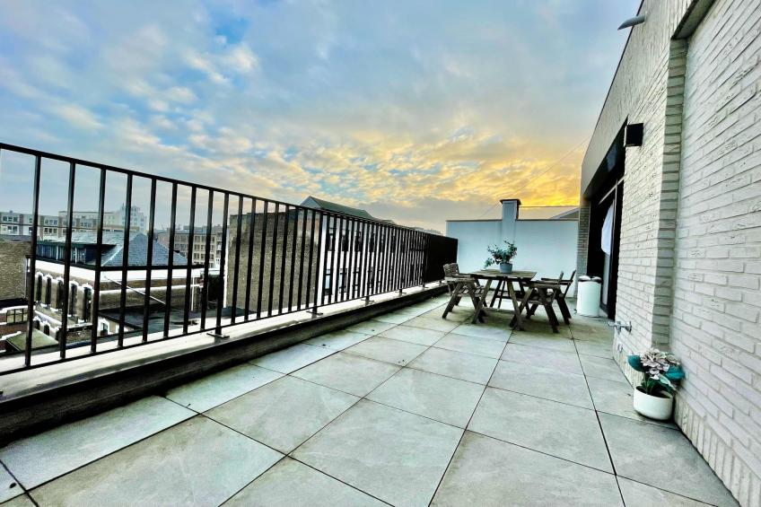 Modern 2BR Penthouse Near Diamond District by OneLuxStay - foto 57
