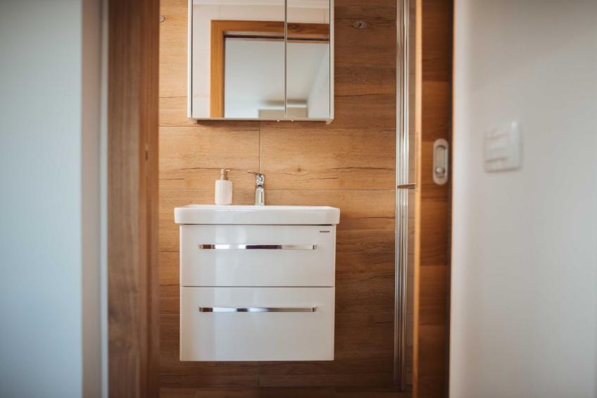 Cozy Holiday Home with Fireplace and Scenic Hills in Bistrica ob Sotli - Two Bedroom Holiday Home - foto 22