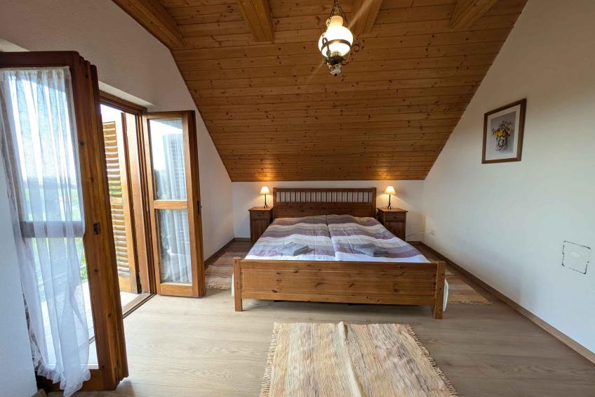 Vakantiehuis met uitzicht op het meer, terras en panorama in Weinberg - VW-7HJJN