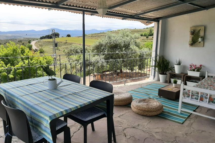 Landwohnung mit Bergblick