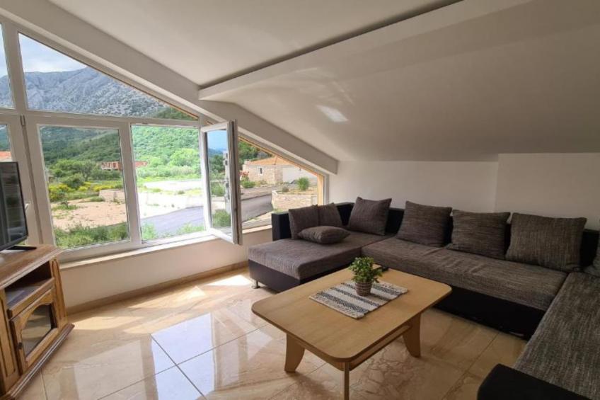 Apartment with One Bathroom - foto 2