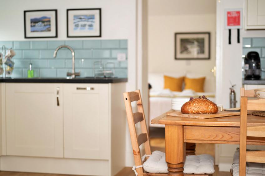 Hermon Bach - foto 19